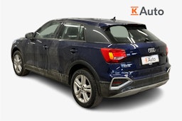 sininen Audi Q2 2024 kuva 2.