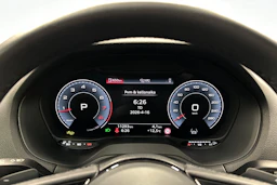 sininen Audi Q2 2024 kuva 21.