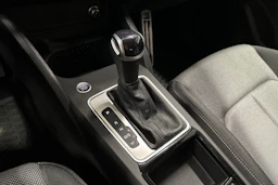 sininen Audi Q2 2024 kuva 27.