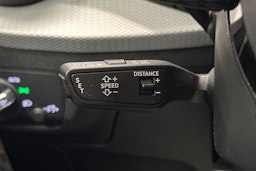 sininen Audi Q2 2024 kuva 19.