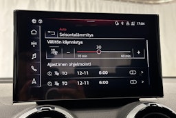 sininen Audi Q2 2024 kuva 22.