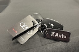 sininen Audi Q2 2024 kuva 28.