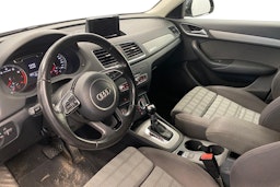 Musta Audi Q3 2012 kuva 6.