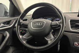harmaa Audi Q3 2012 kuva 12.