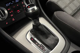 harmaa Audi Q3 2012 kuva 17.