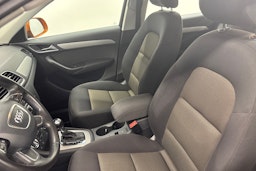 Oranssi Audi Q3 2012 kuva 17.