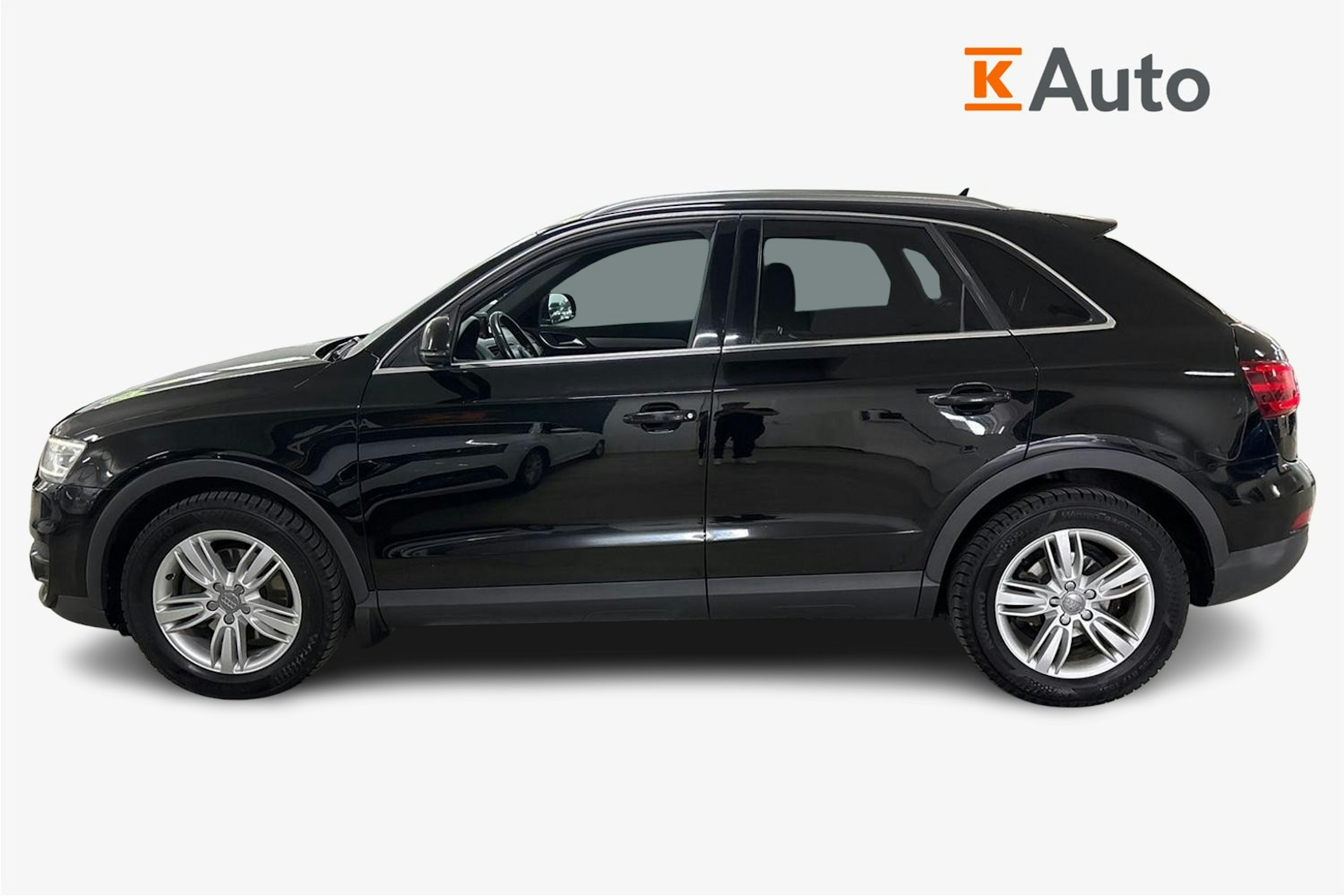 musta Audi Q3 2012 kuva 6.
