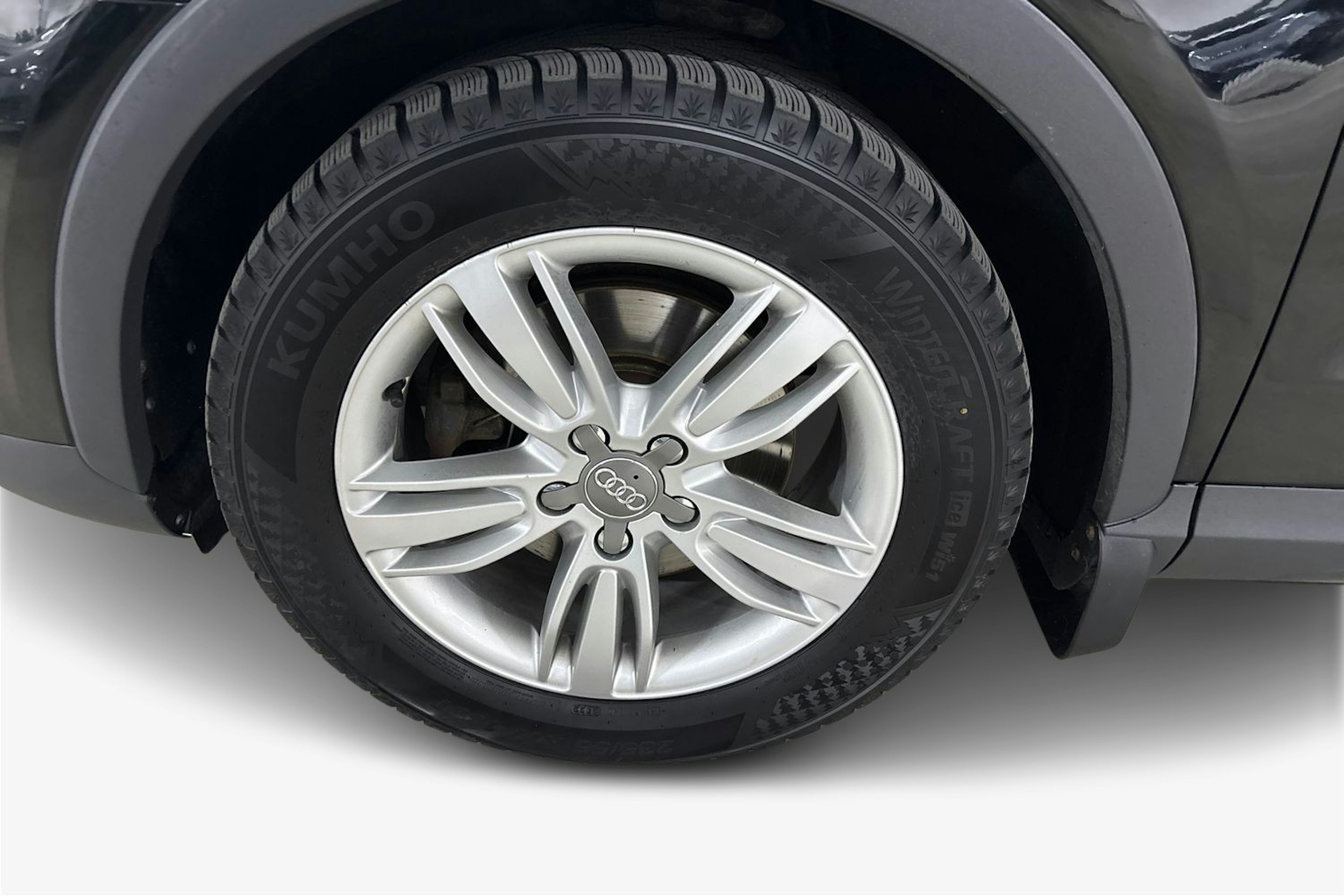 musta Audi Q3 2012 kuva 11.