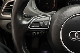 musta Audi Q3 2012 kuva 14.
