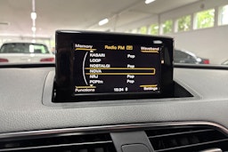 musta Audi Q3 2012 kuva 17.