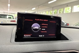 musta Audi Q3 2012 kuva 19.