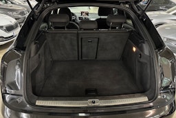 musta Audi Q3 2012 kuva 24.