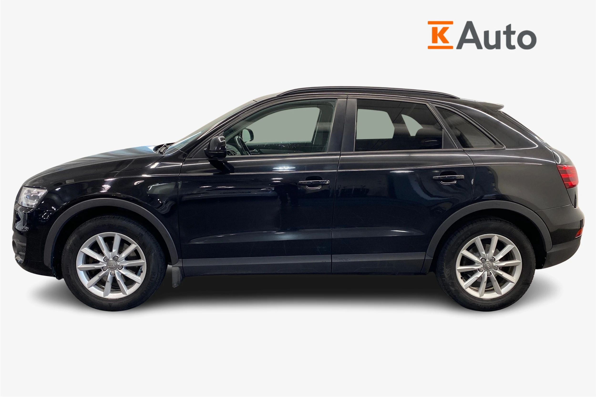 musta Audi Q3 2013 kuva 5.