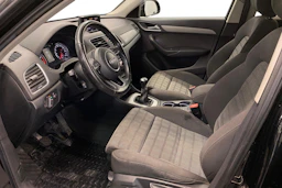 musta Audi Q3 2013 kuva 6.