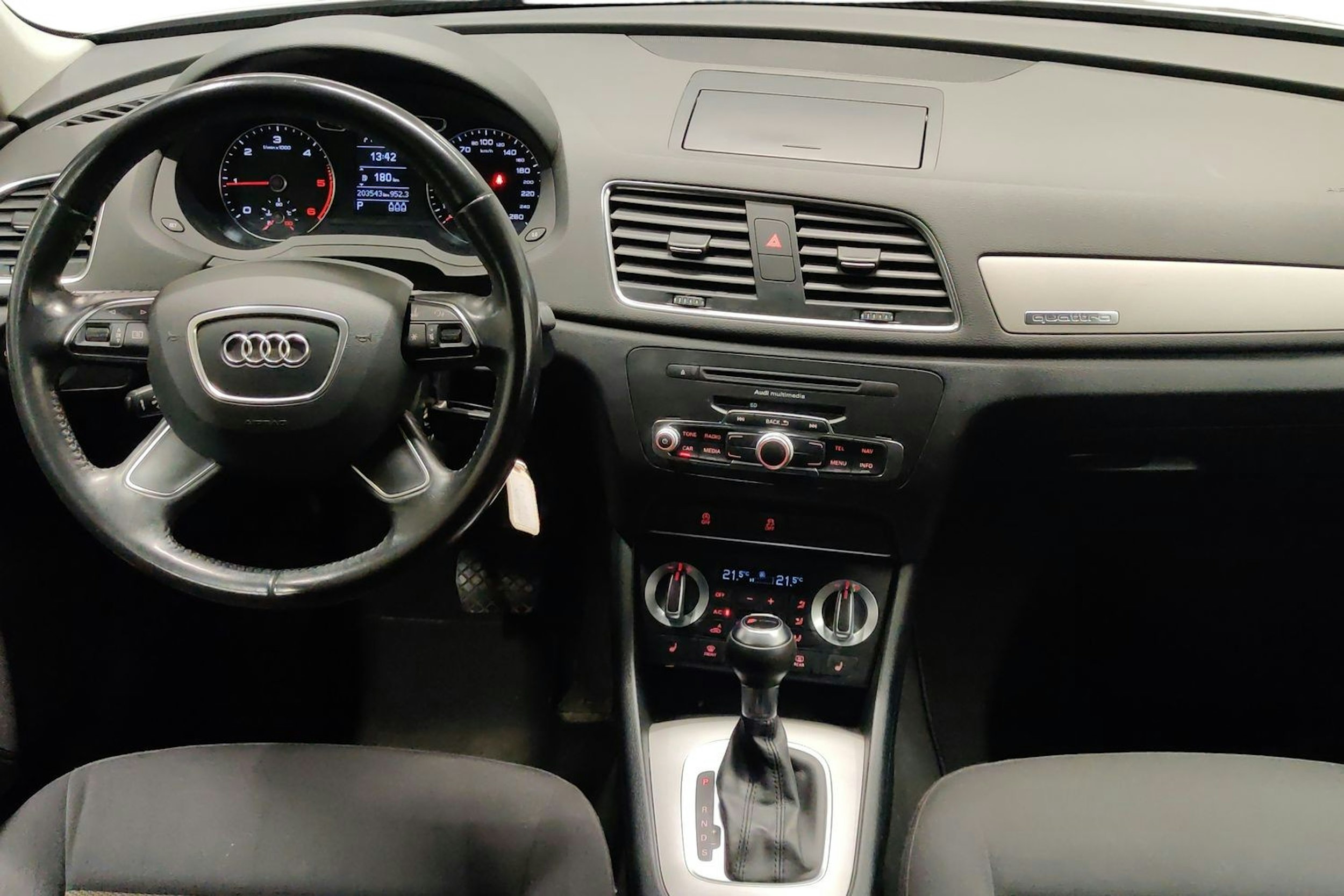 ruskea (beige) Audi Q3 2013 kuva 9.