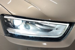 ruskea (beige) Audi Q3 2013 kuva 14.