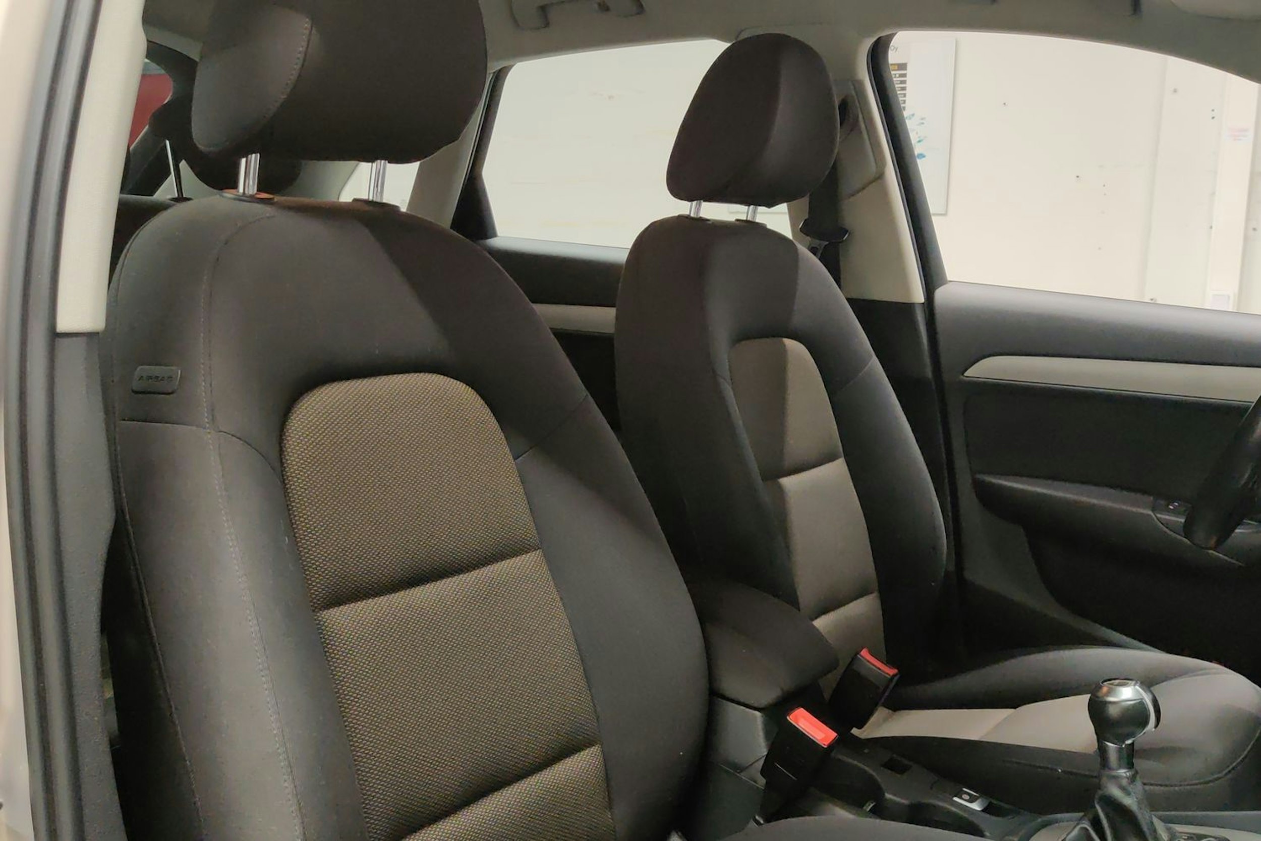 ruskea (beige) Audi Q3 2013 kuva 24.