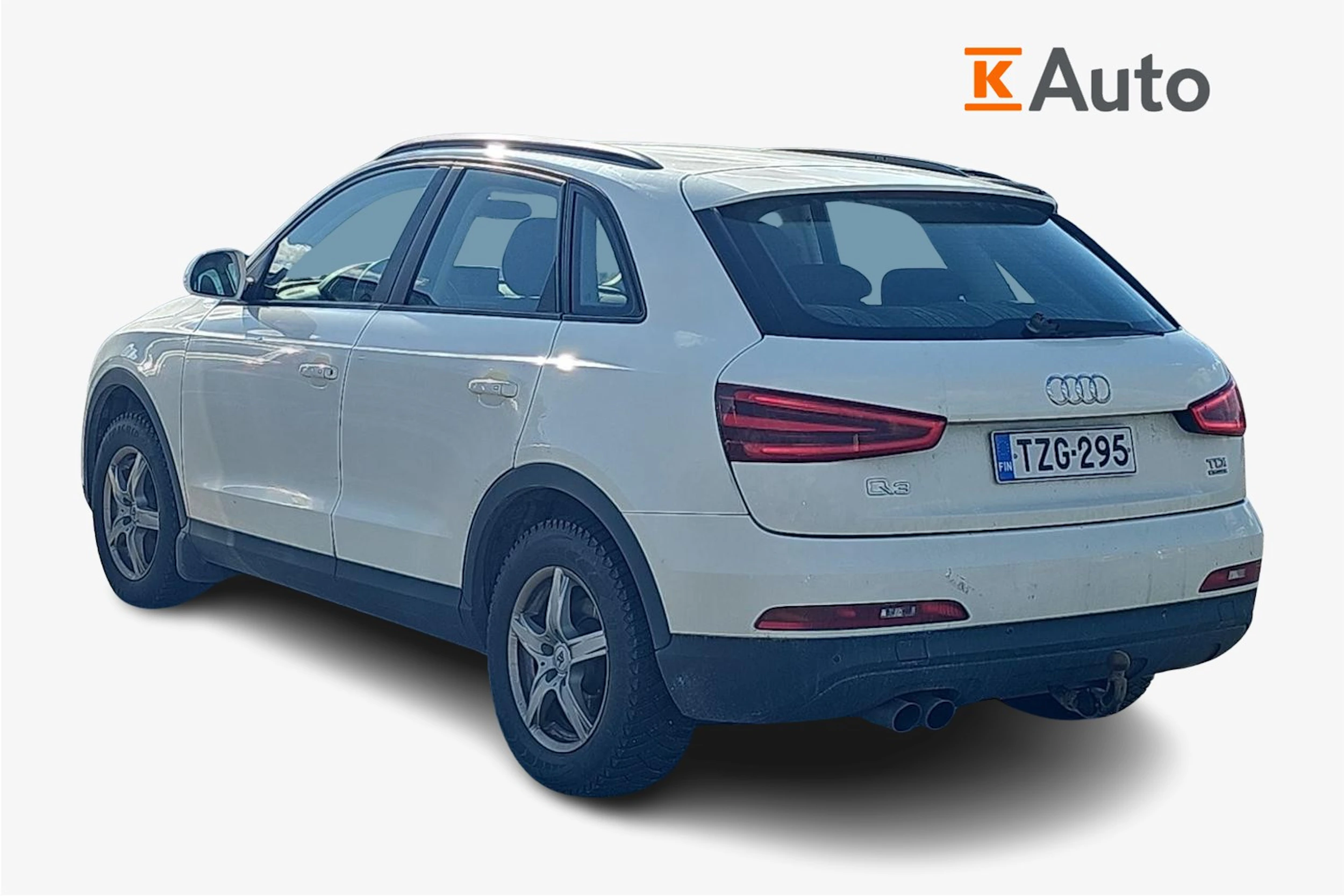 valkoinen Audi Q3 2014 kuva 2.