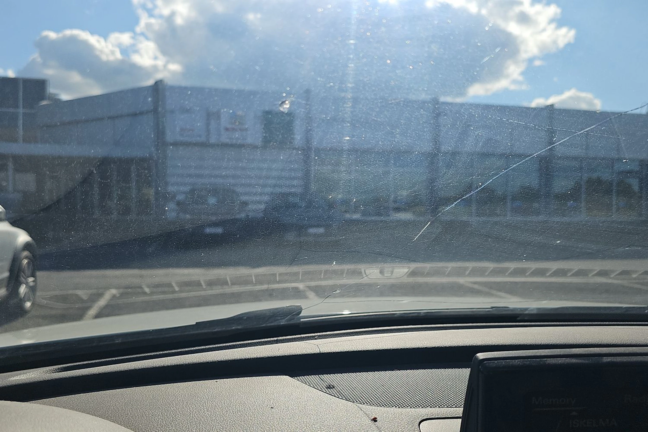 valkoinen Audi Q3 2014 kuva 18.
