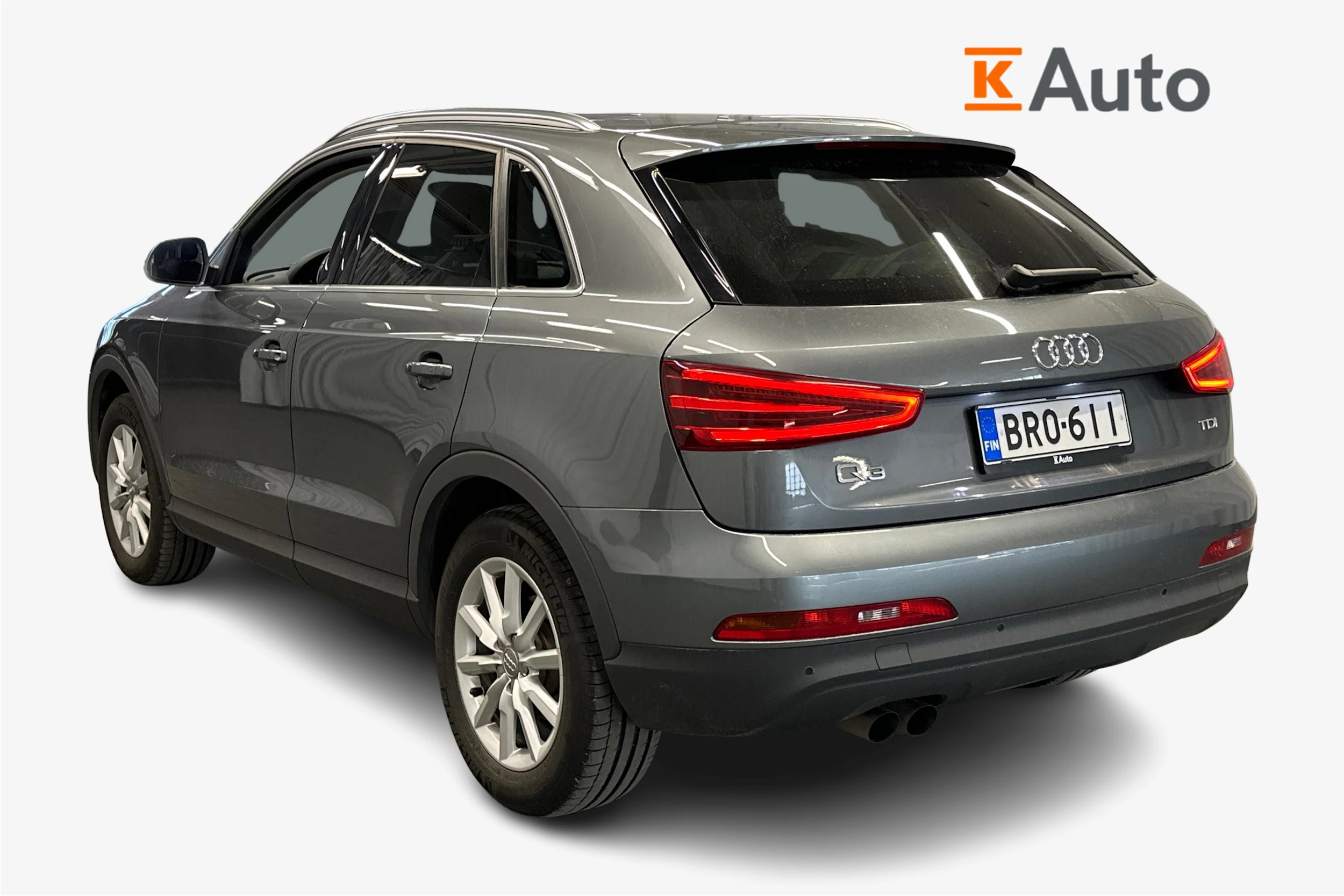 harmaa Audi Q3 2014 kuva 2.