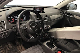 harmaa Audi Q3 2014 kuva 3.