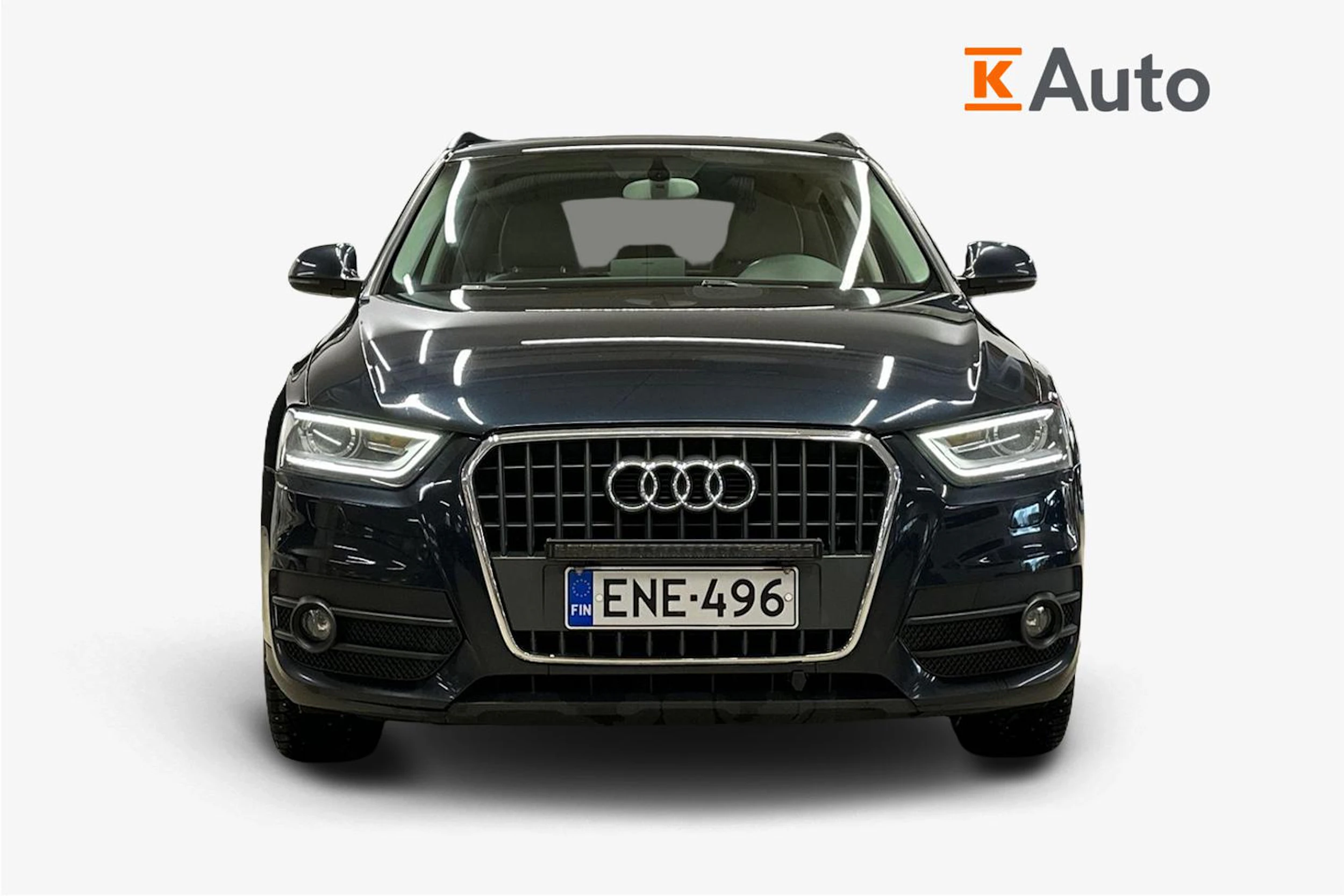sininen Audi Q3 2014 kuva 4.