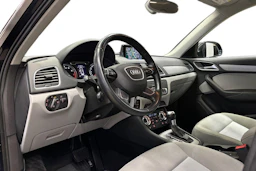 sininen Audi Q3 2014 kuva 6.