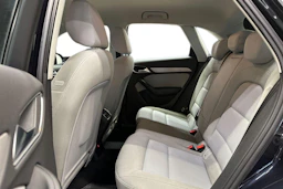 sininen Audi Q3 2014 kuva 8.