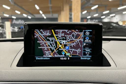 sininen Audi Q3 2014 kuva 12.