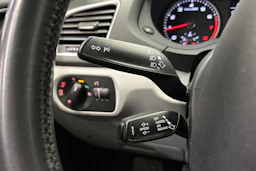 sininen Audi Q3 2014 kuva 18.