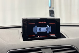 harmaa Audi Q3 2014 kuva 22.