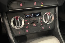 harmaa Audi Q3 2014 kuva 25.