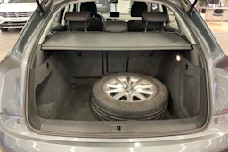 met. harmaa Audi Q3 2014 kuva 11.