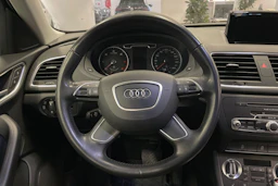 met. harmaa Audi Q3 2014 kuva 12.