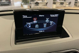 met. harmaa Audi Q3 2014 kuva 13.
