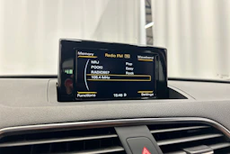 musta Audi Q3 2014 kuva 18.