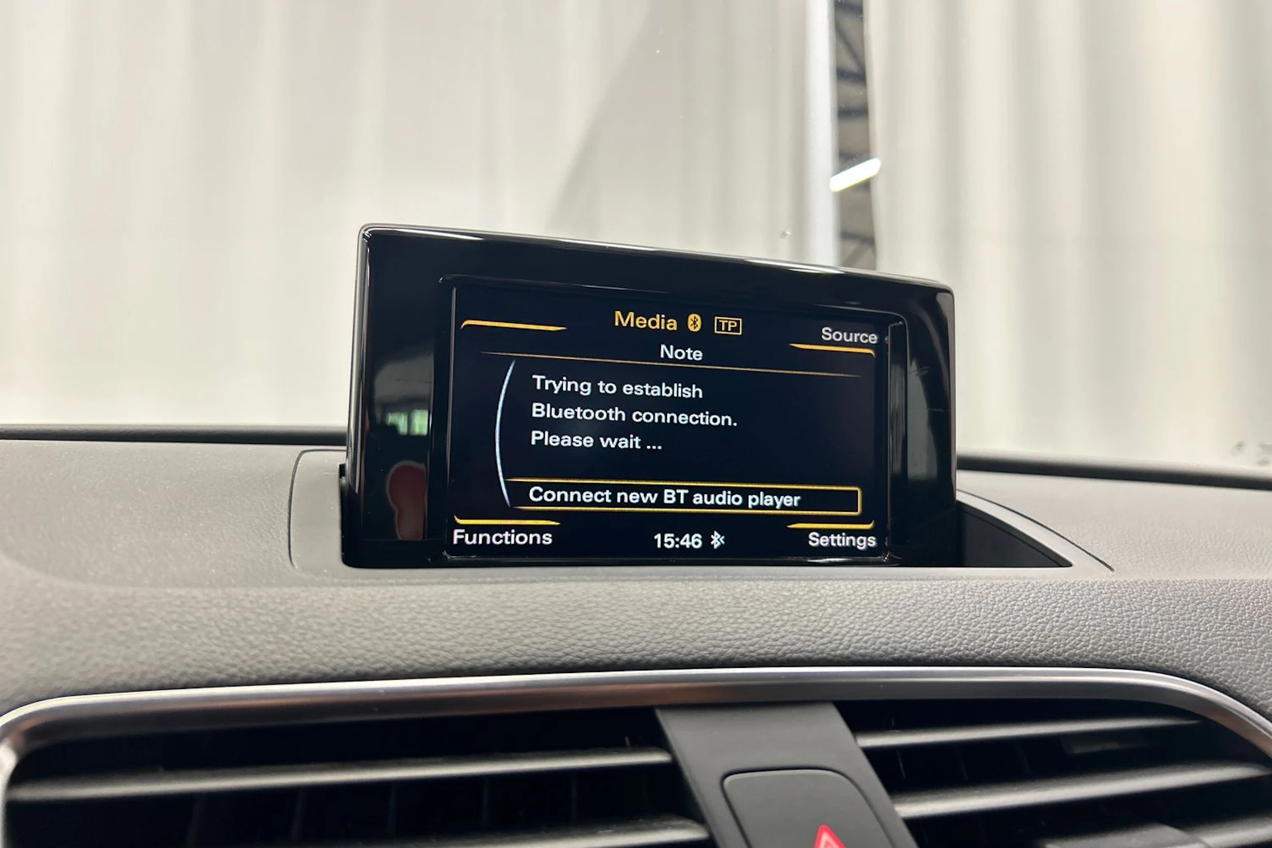 musta Audi Q3 2014 kuva 19.