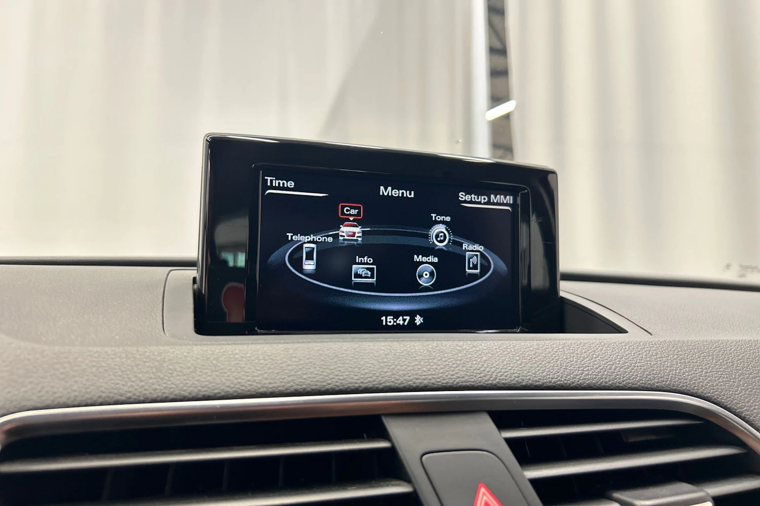 musta Audi Q3 2014 kuva 21.