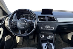 sininen Audi Q3 2014 kuva 3.