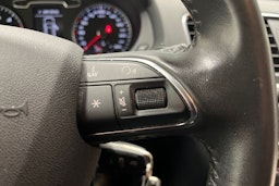 Valkoinen Audi Q3 2014 kuva 19.