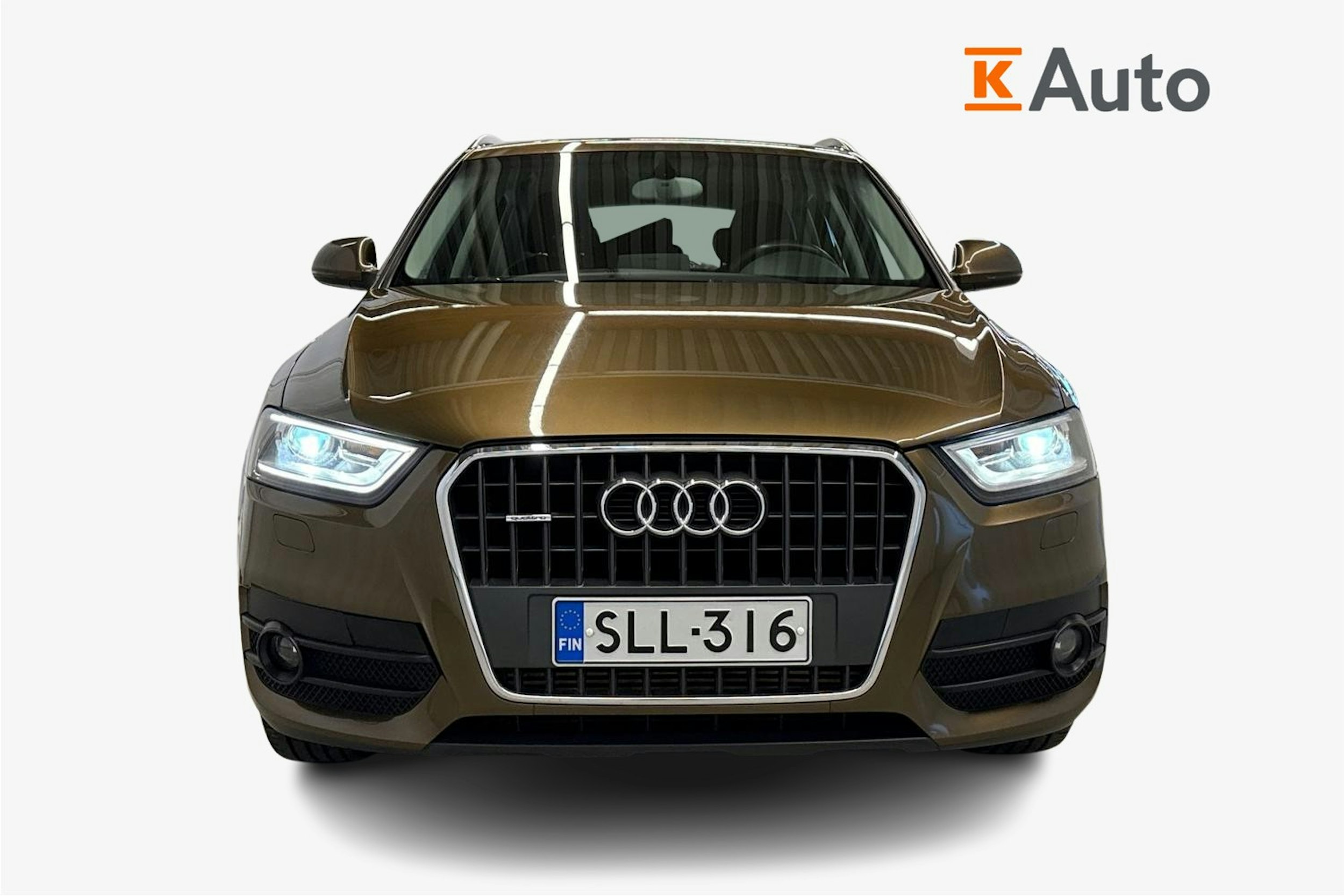 ruskea (beige) Audi Q3 2014 kuva 5.