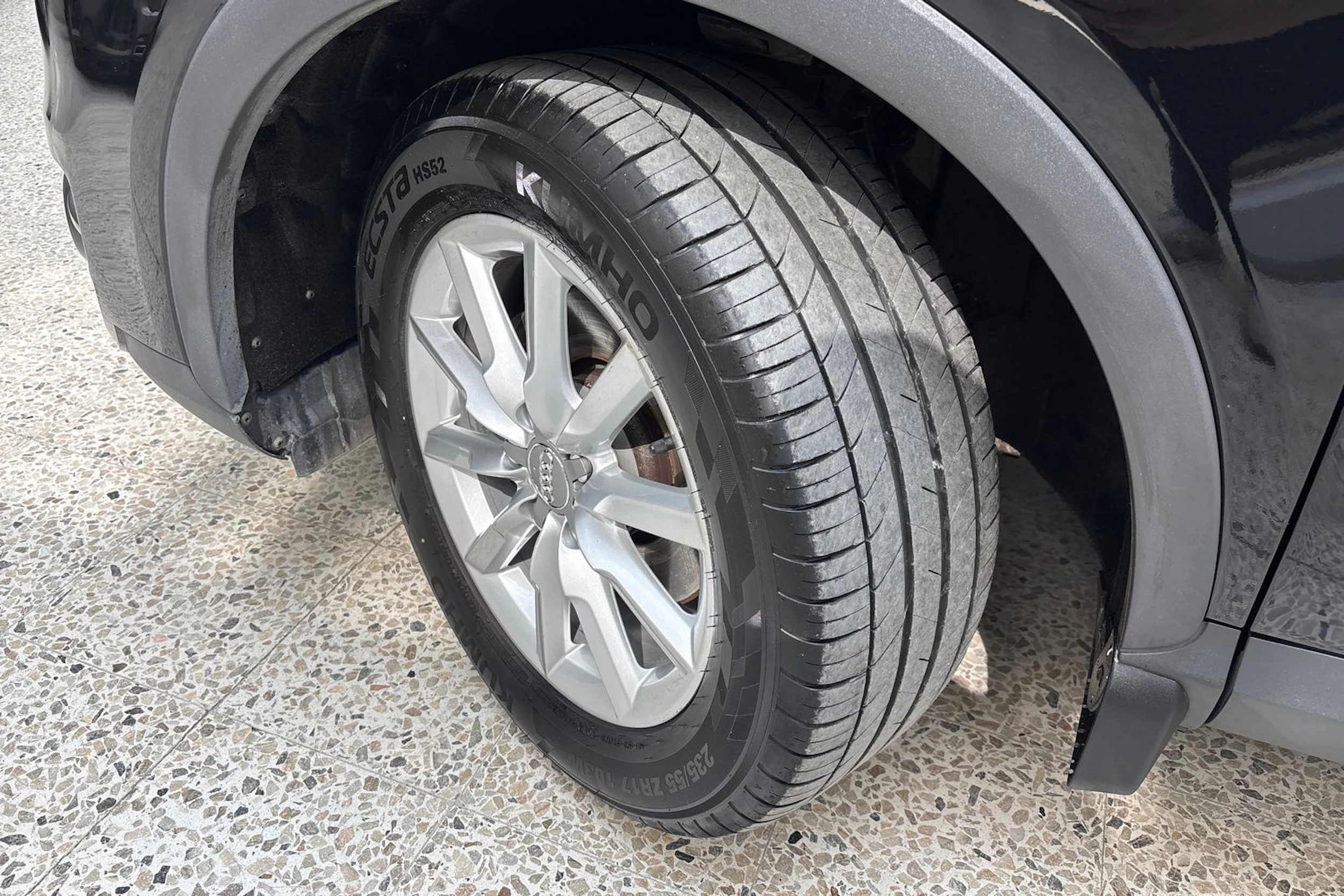 musta Audi Q3 2014 kuva 10.