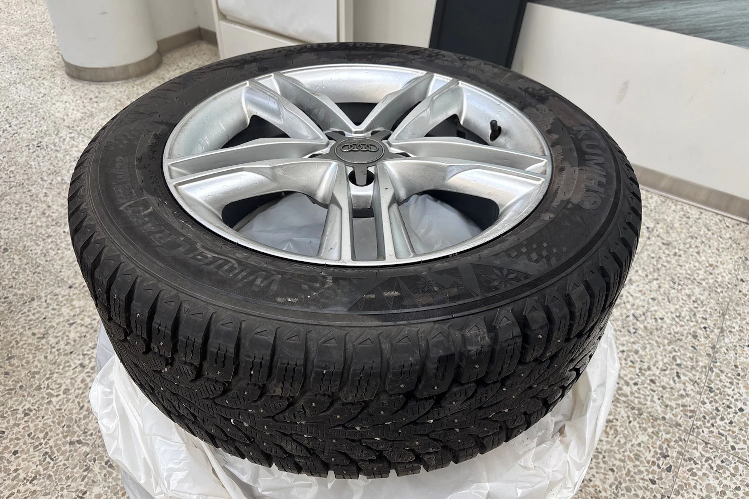 musta Audi Q3 2014 kuva 11.