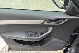 musta Audi Q3 2014 kuva 14.