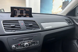 musta Audi Q3 2014 kuva 20.