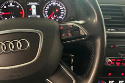 valkoinen Audi Q3 2015 kuva 18.