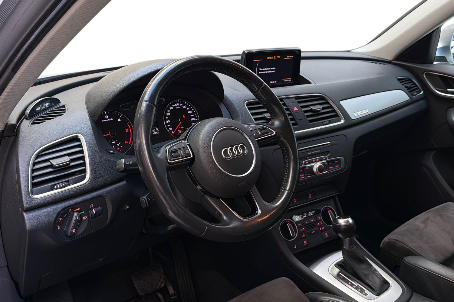 Audi Q3 2015, kuva 6/25