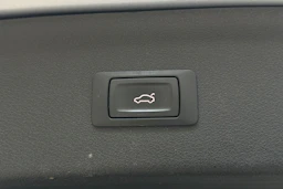 hopea Audi Q3 2015 kuva 24.