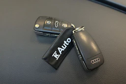 hopea Audi Q3 2015 kuva 25.