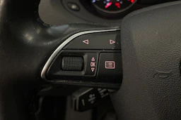 Valkoinen Audi Q3 2015 kuva 17.